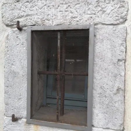 Dom wakacyjny Lukova Hisa- Luka's House Vipava