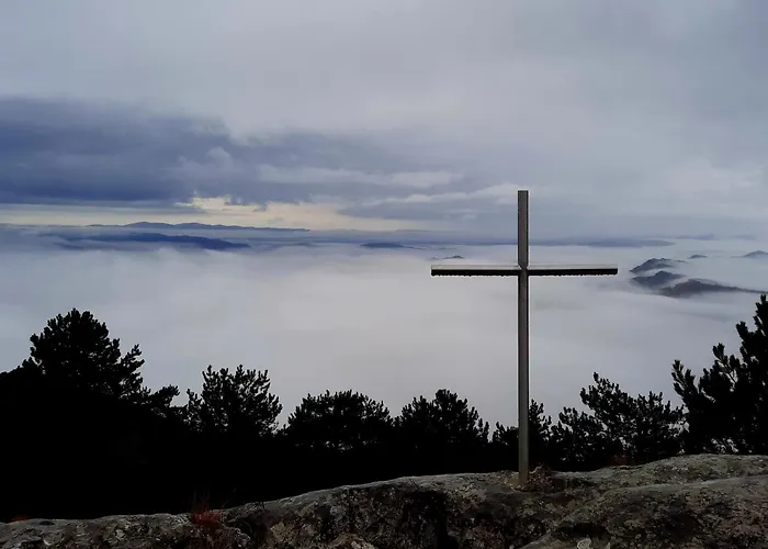 Сasa de vacaciones Lukova Hisa- Luka's House